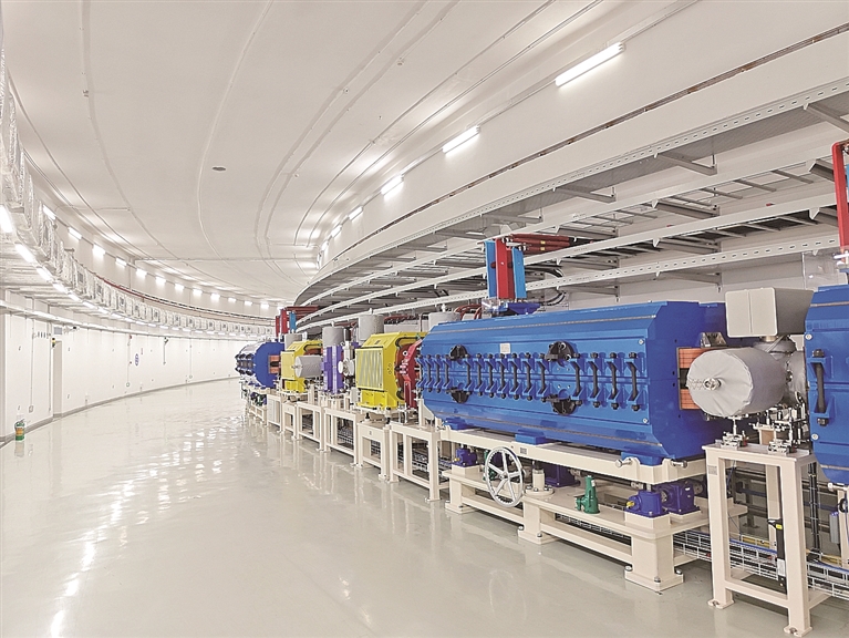 【瞧！我们的前沿科技】强流重离子加速器装置建成
