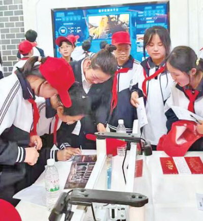 点亮精神灯塔 坚定前行步伐——贵州遵义传承弘扬红色文化的生动实践 点亮精神灯塔 坚定前行步伐——贵州遵义传承弘扬红色文化的生动实践
