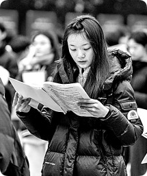 从“应试筛选”到“能力导向” 研究生复试招录改革走向多样化 从“应试筛选”到“能力导向” 研究生复试招录改革走向多样化